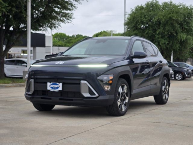Certified 2025 Hyundai Kona SEL image 3