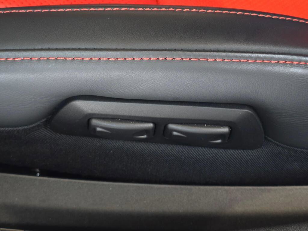 Used 2018 Mercedes-Benz AMG GT C image 35