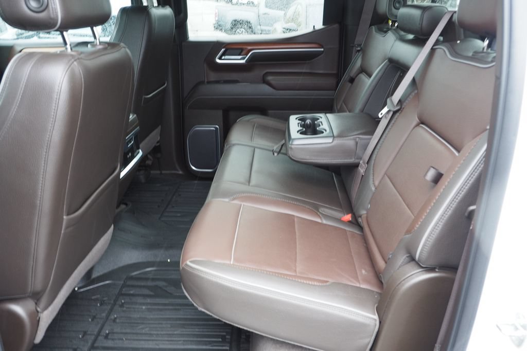 Used 2022 GMC Sierra 1500 Denali w/ Denali Reserve Package AWD/4WD image 15