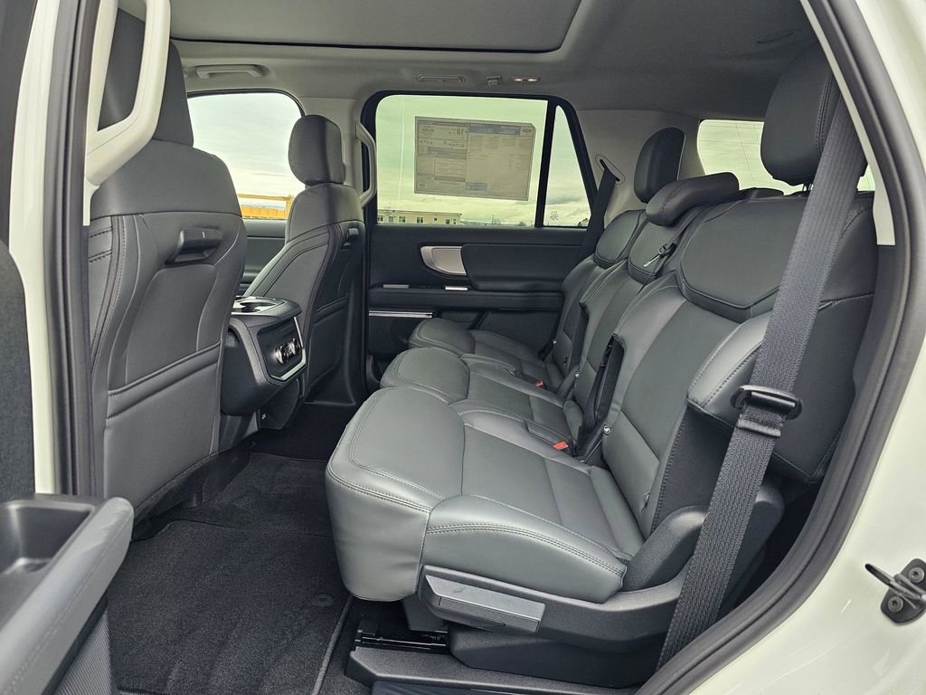 New 2026 Ford Expedition Active image 13