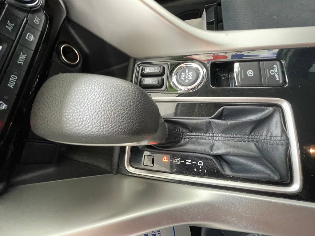 Used 2025 Mitsubishi Eclipse Cross SE AWD/4WD image 21