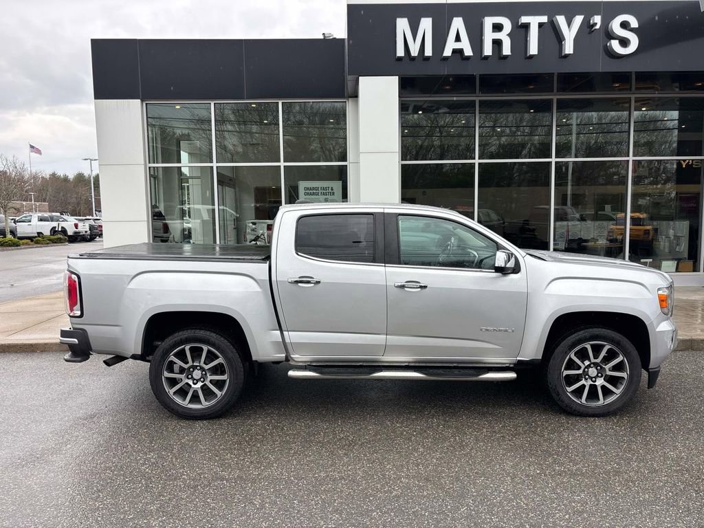 Used 2018 GMC Canyon Denali image 4