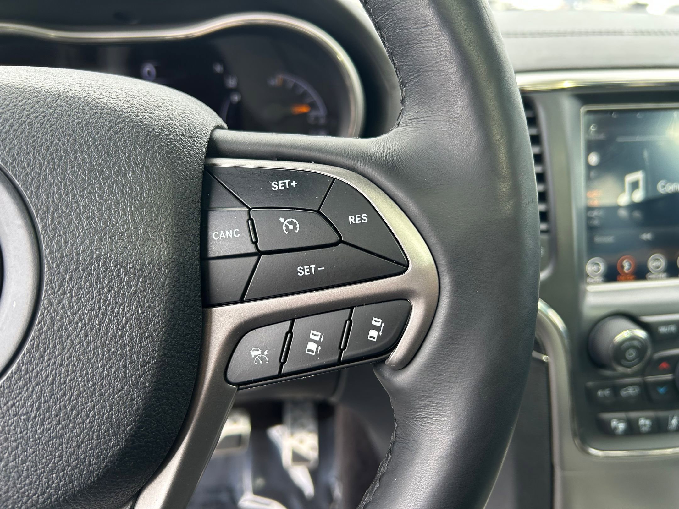 Used 2018 Jeep Grand Cherokee High Altitude image 13