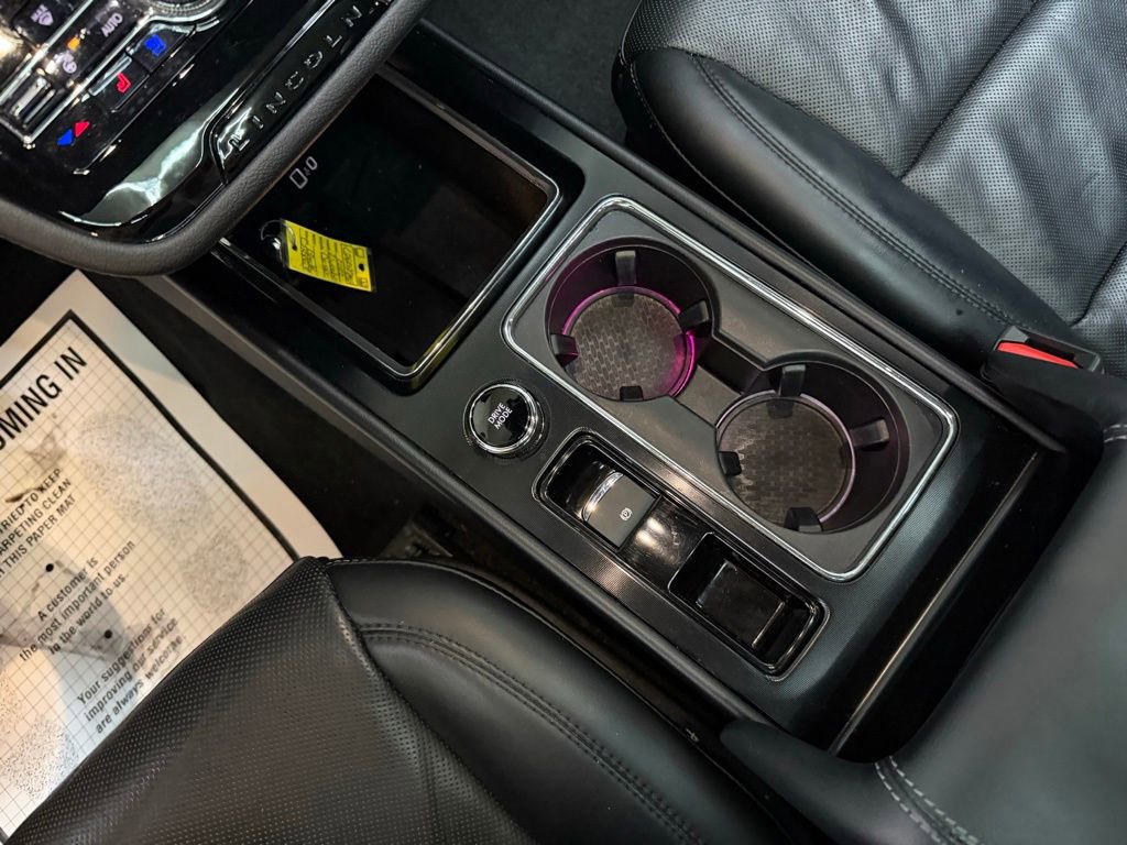 Used 2022 Lincoln Corsair AWD w/ Premium Package image 31