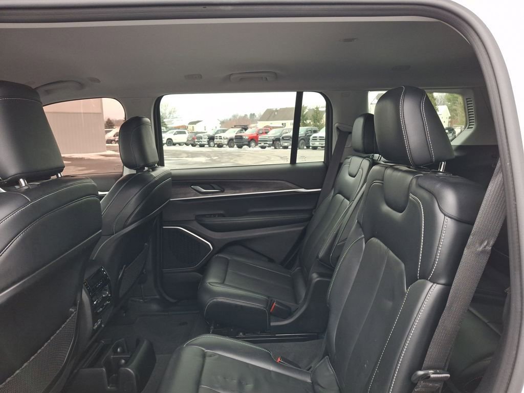 Used 2021 Jeep Grand Cherokee L Limited image 11