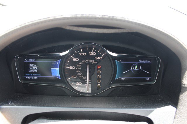 Used 2015 Lincoln MKX FWD w/ Equipment Group 102A image 22