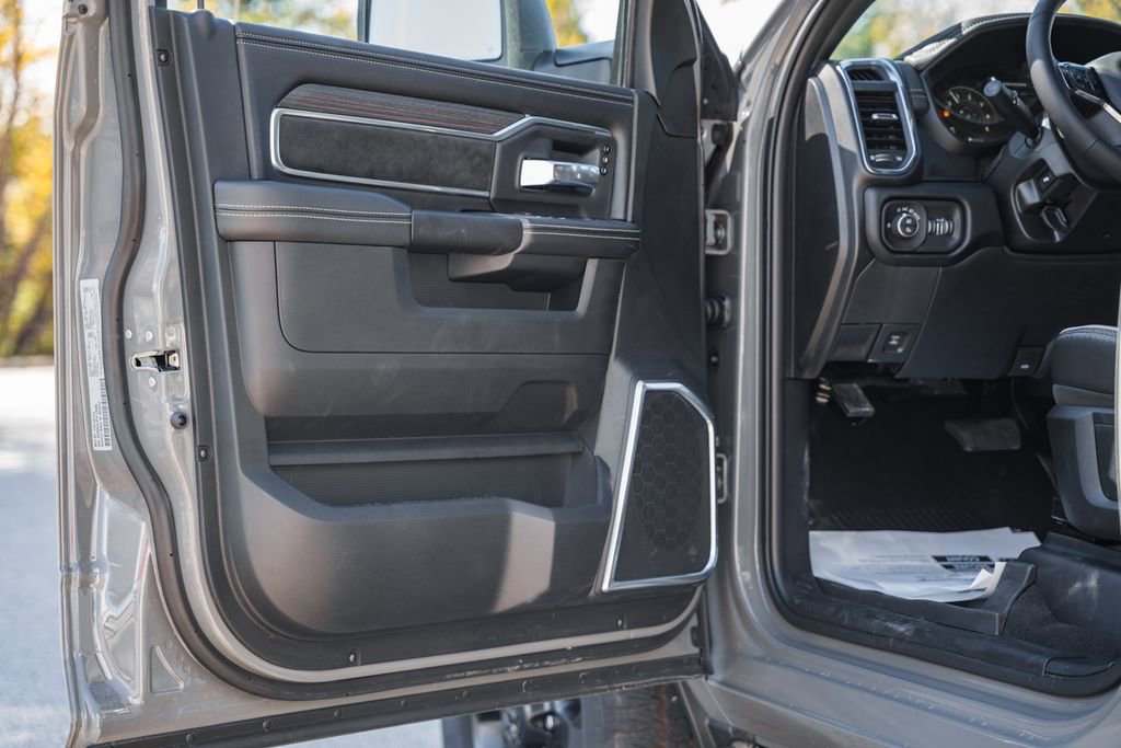New 2026 RAM 2500 Laramie w/ Night Edition image 41