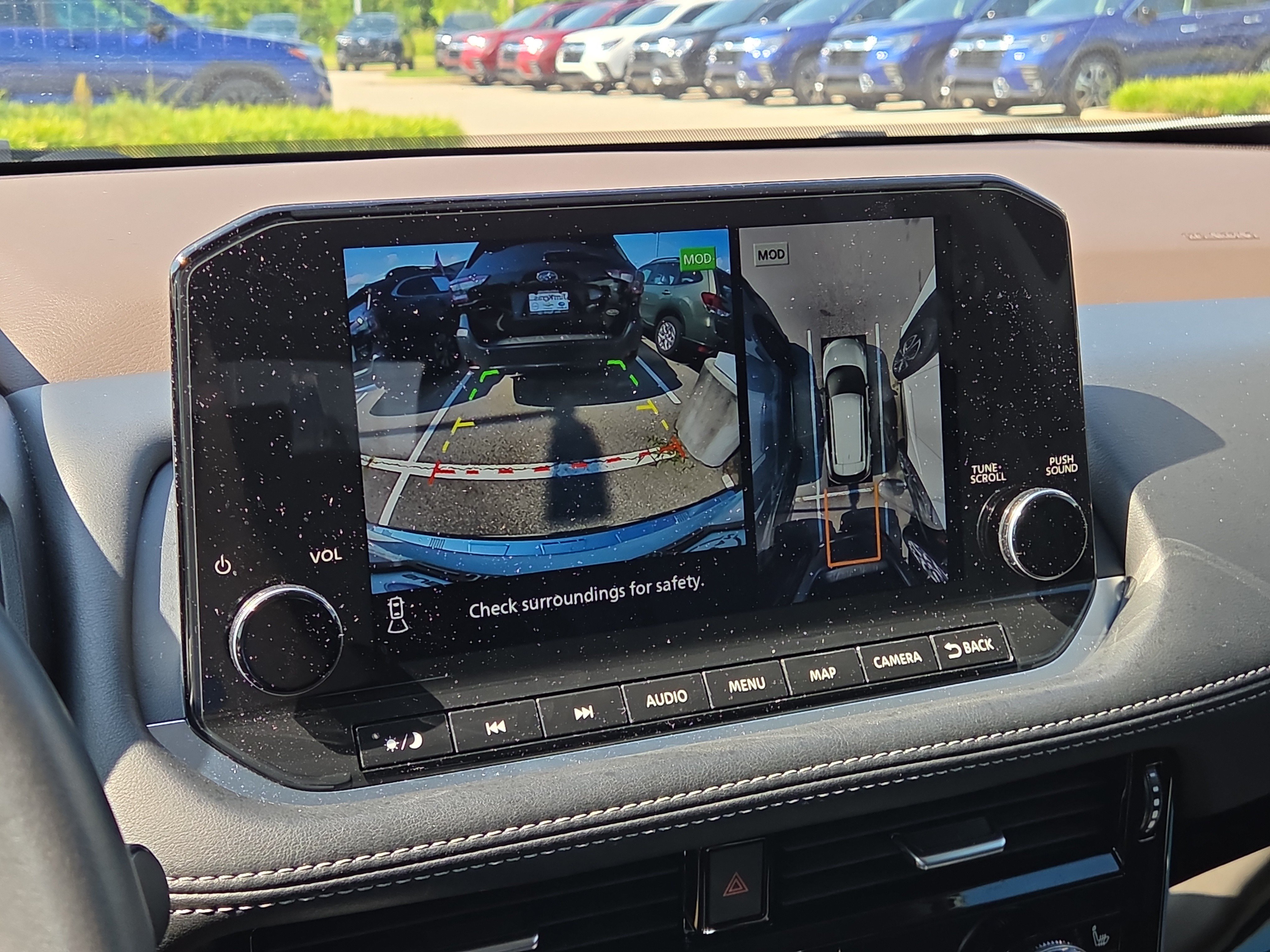 Used 2023 Nissan Rogue SL w/ SL Premium Package FWD image 24