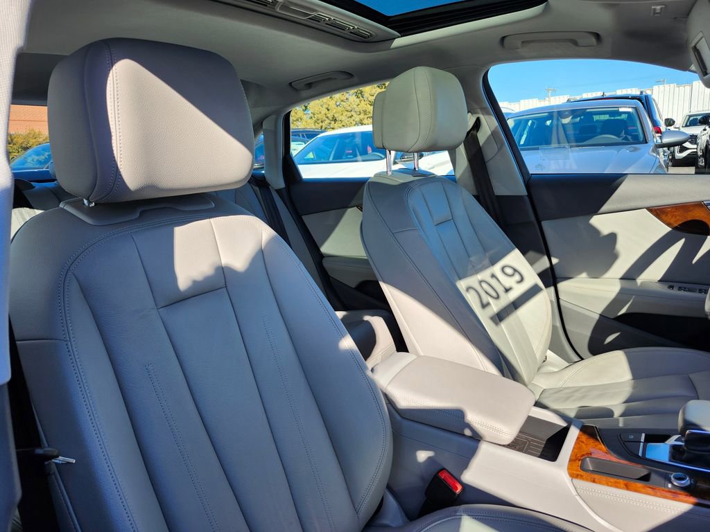 Used 2019 Audi A4 2.0T Premium Plus w/ Premium Plus Package image 14