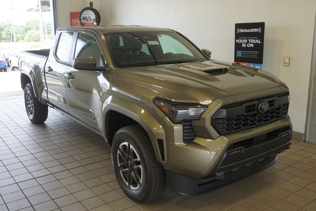 New 2026 Toyota Tacoma TRD Sport AWD/4WD image 2