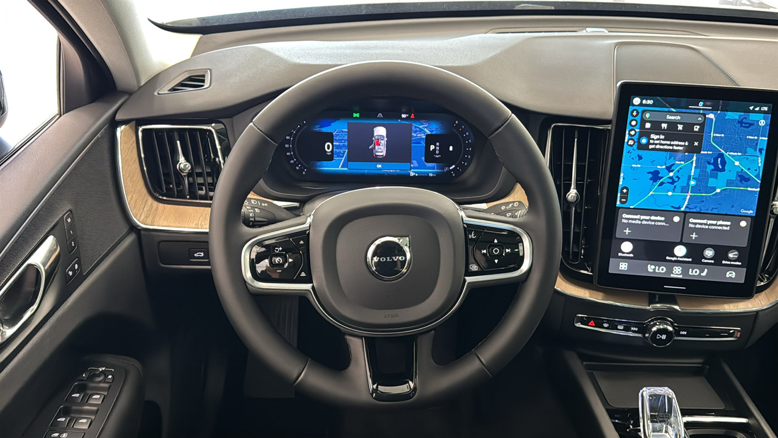 New 2026 Volvo XC60 B5 Plus w/ Protection Package Premier AWD/4WD image 12