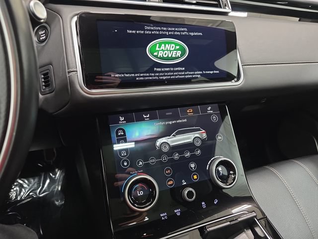 Used 2018 Land Rover Range Rover Velar R-Dynamic SE AWD/4WD image 19