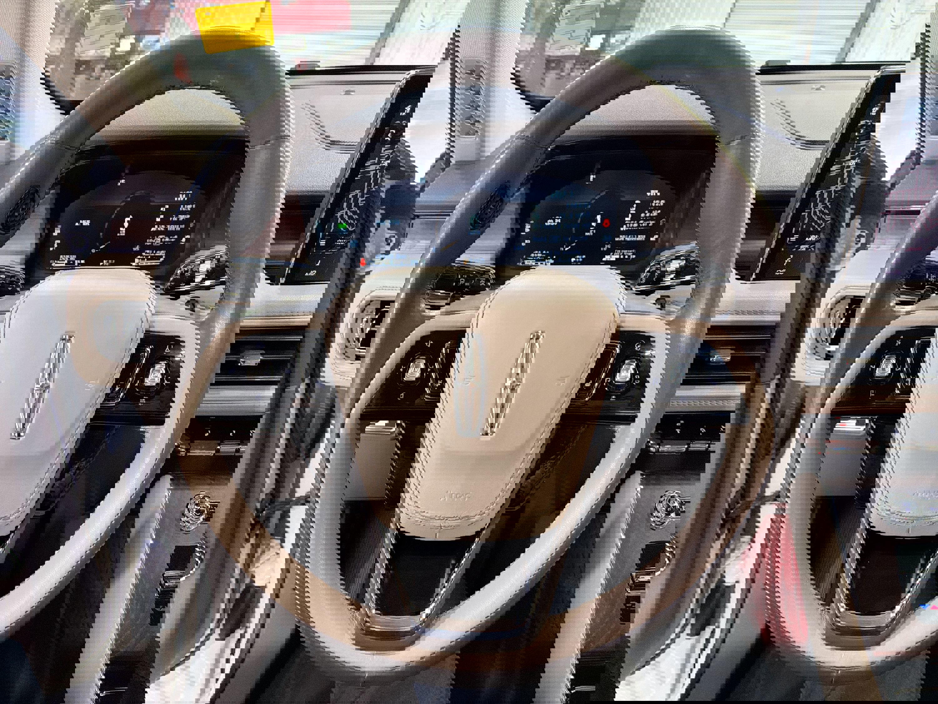 Used 2022 Lincoln Aviator Reserve w/ Equipment Group 201A image 13