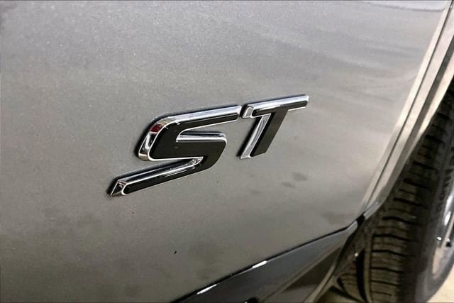 New 2026 Buick Envision Sport Touring AWD/4WD image 7