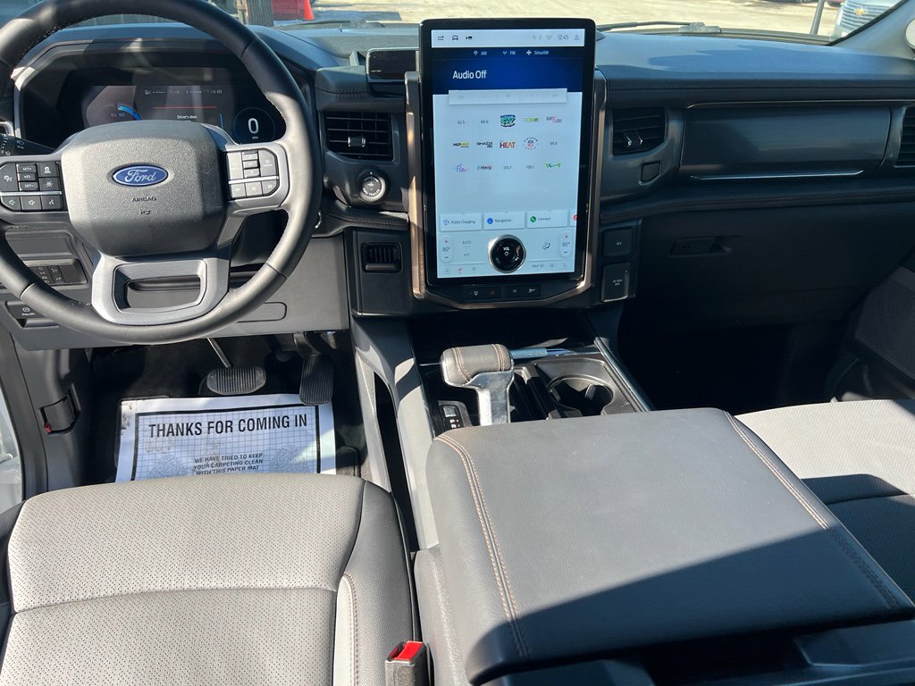 Used 2025 Ford F150 Lightning Lariat image 7