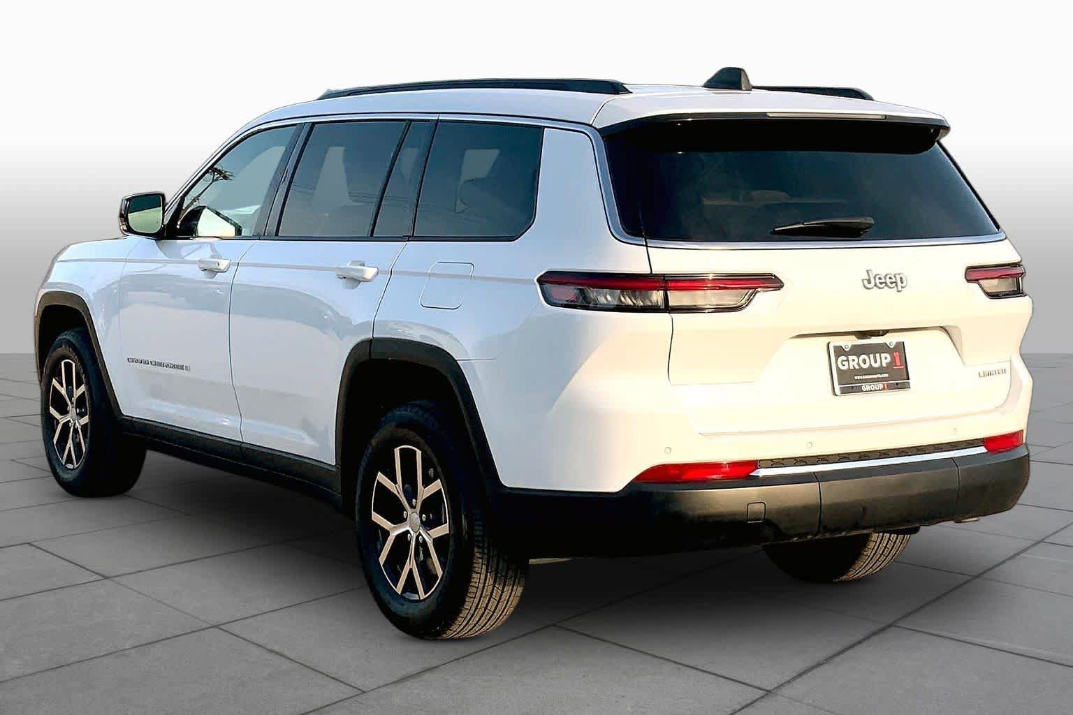 Used 2025 Jeep Grand Cherokee L Limited RWD image 12
