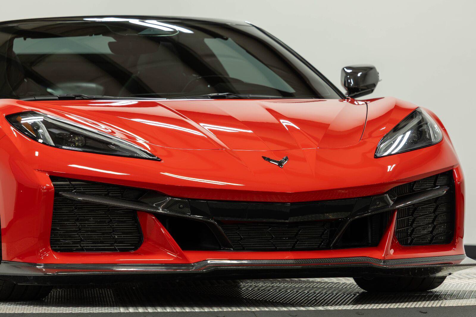Used 2024 Chevrolet Corvette E-Ray AWD/4WD image 15