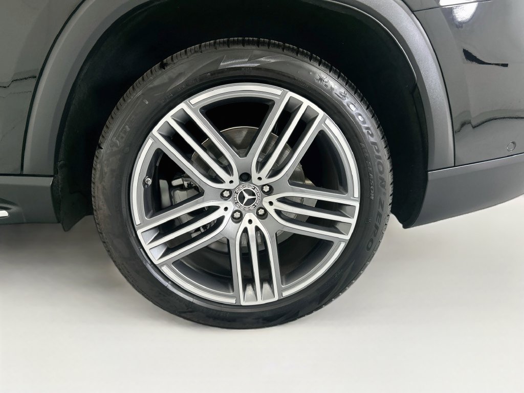 Certified 2026 Mercedes-Benz GLS 450 4MATIC image 30