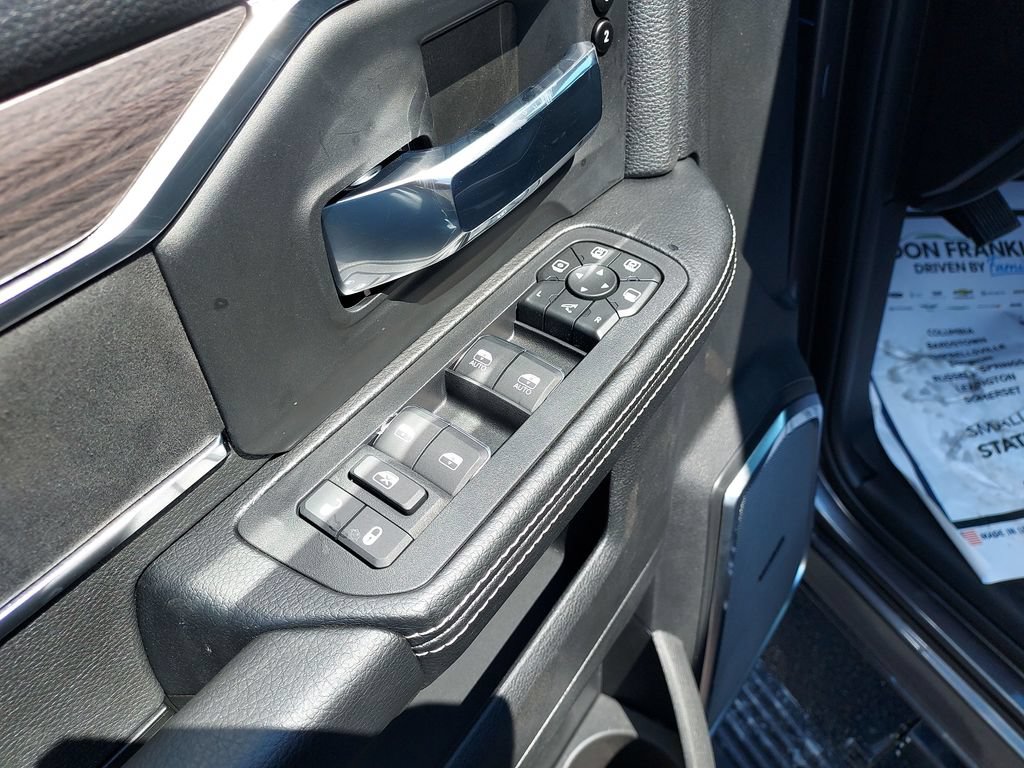 New 2027 RAM 2500 Laramie w/ Night Edition AWD/4WD image 11