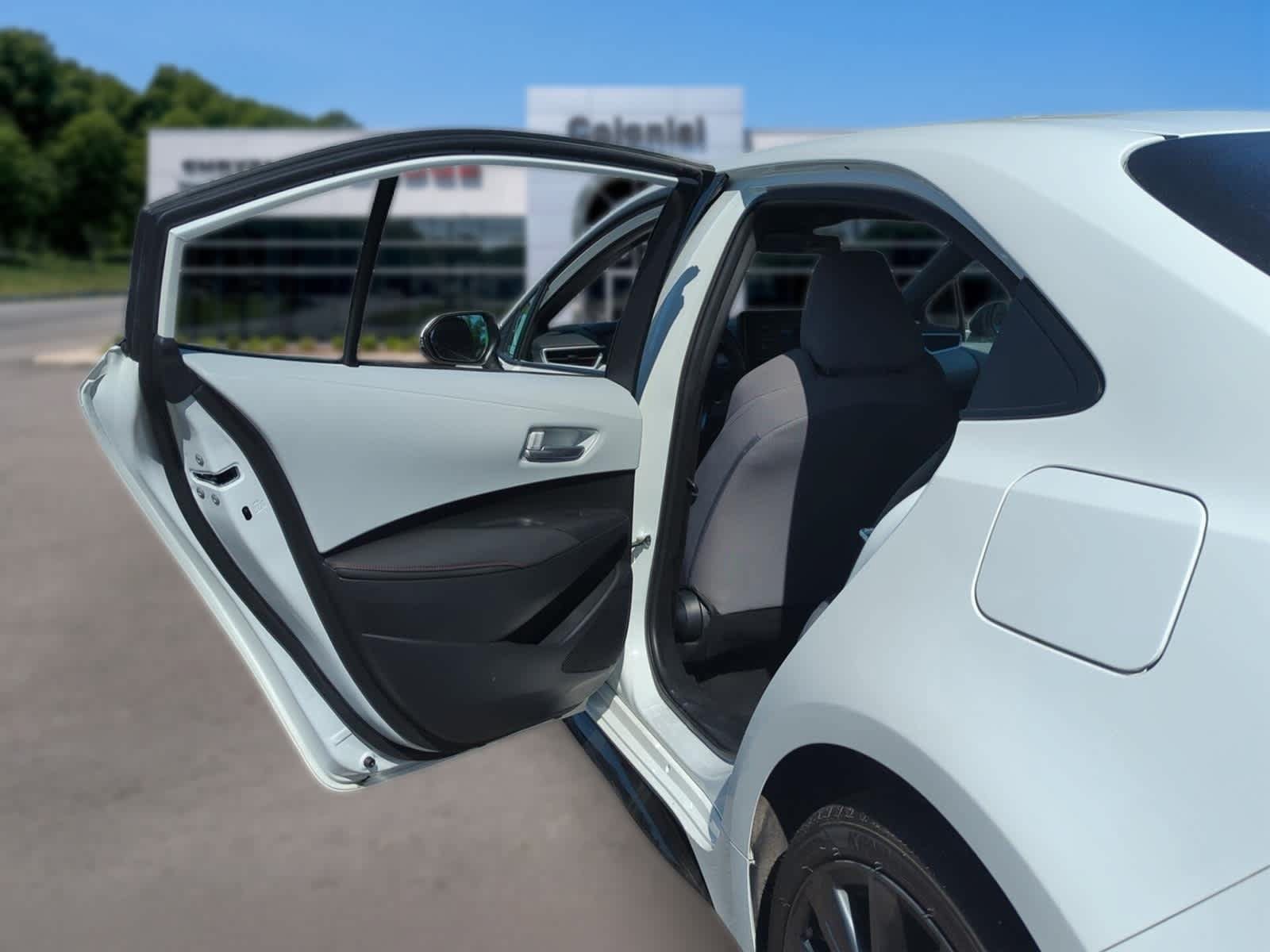 Used 2024 Toyota Corolla SE FWD image 27