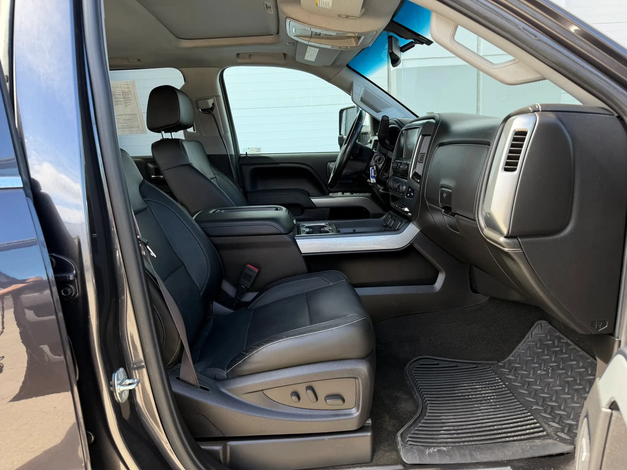 Used 2015 Chevrolet Silverado 3500 LTZ w/ Duramax Plus Package AWD/4WD image 13