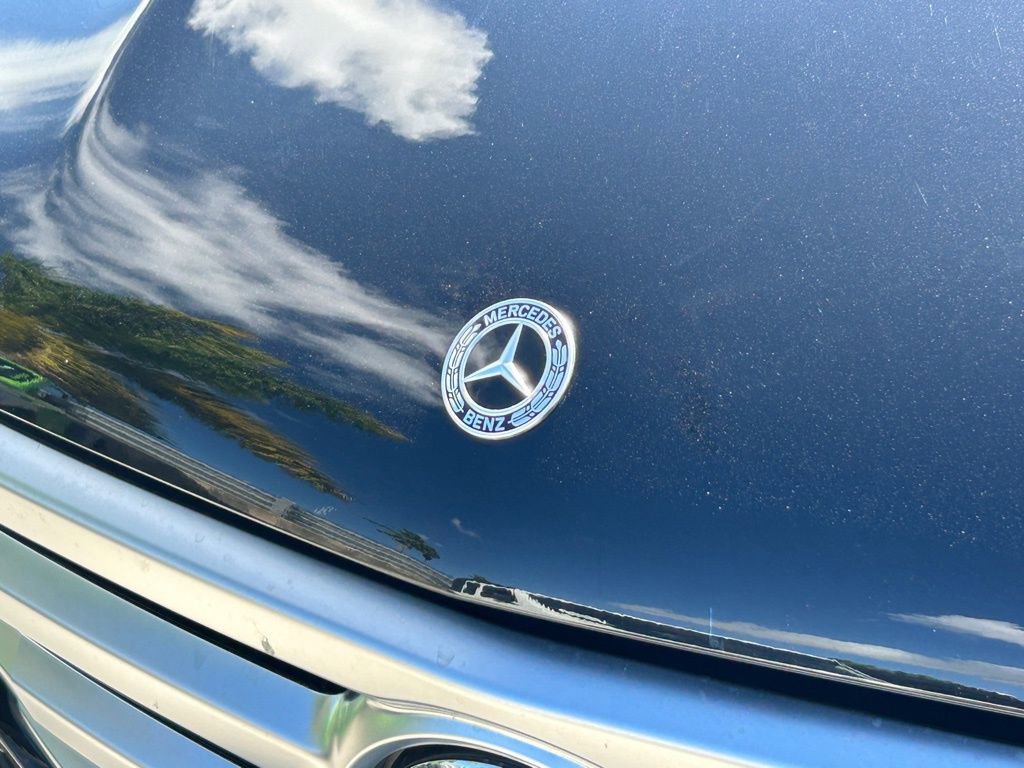 Used 2024 Mercedes-Benz GLS 450 4MATIC w/ AMG Line Exterior image 17