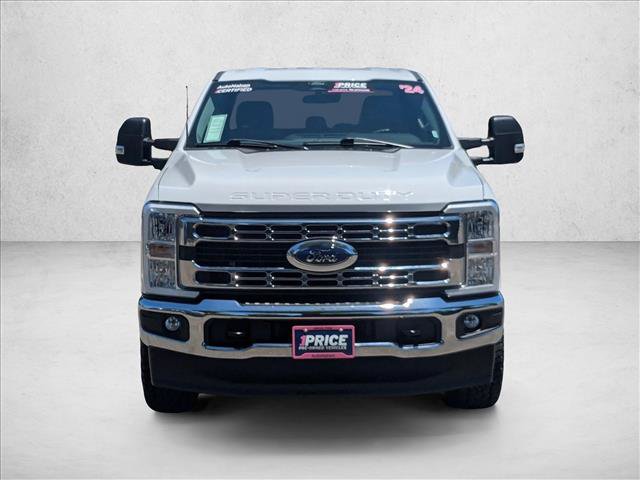 Used 2024 Ford F250 XLT AWD/4WD image 2