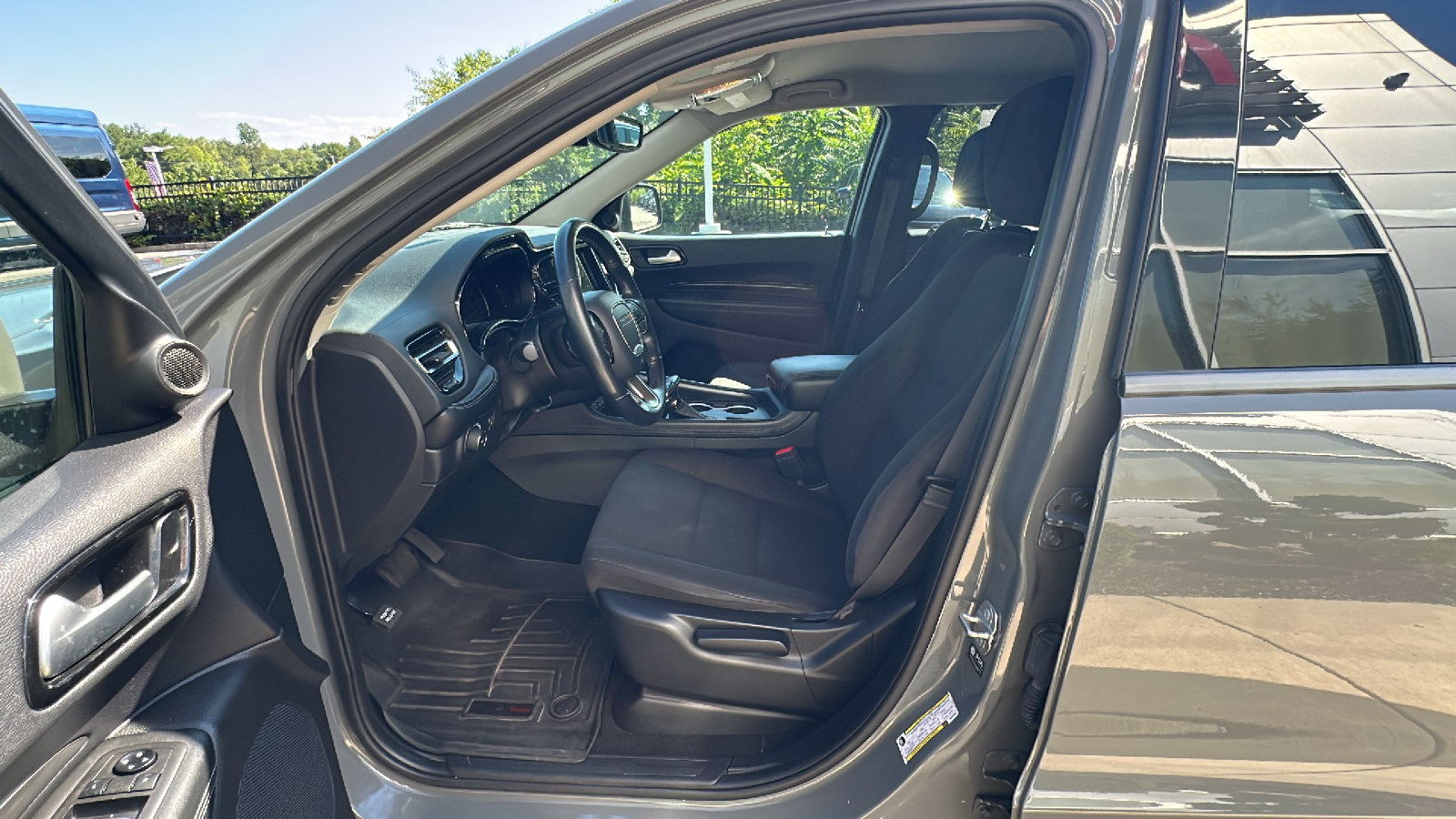 Used 2021 Dodge Durango SXT w/ 3rd Row Seating Group AWD/4WD image 12