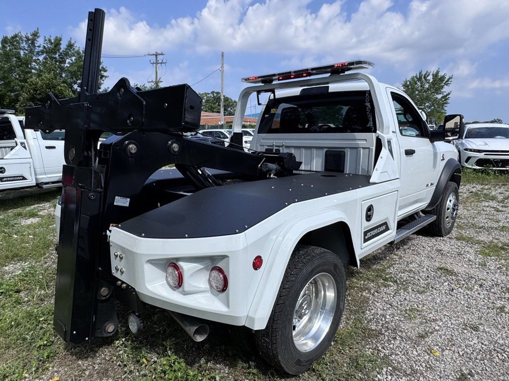 New 2024 RAM 4500 SLT w/ Quick Order Package 2YG SLT image 1