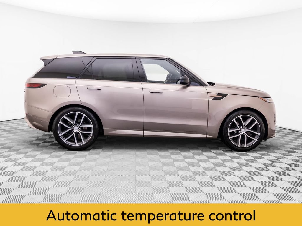 Used 2023 Land Rover Range Rover Sport SE Dynamic AWD/4WD image 7