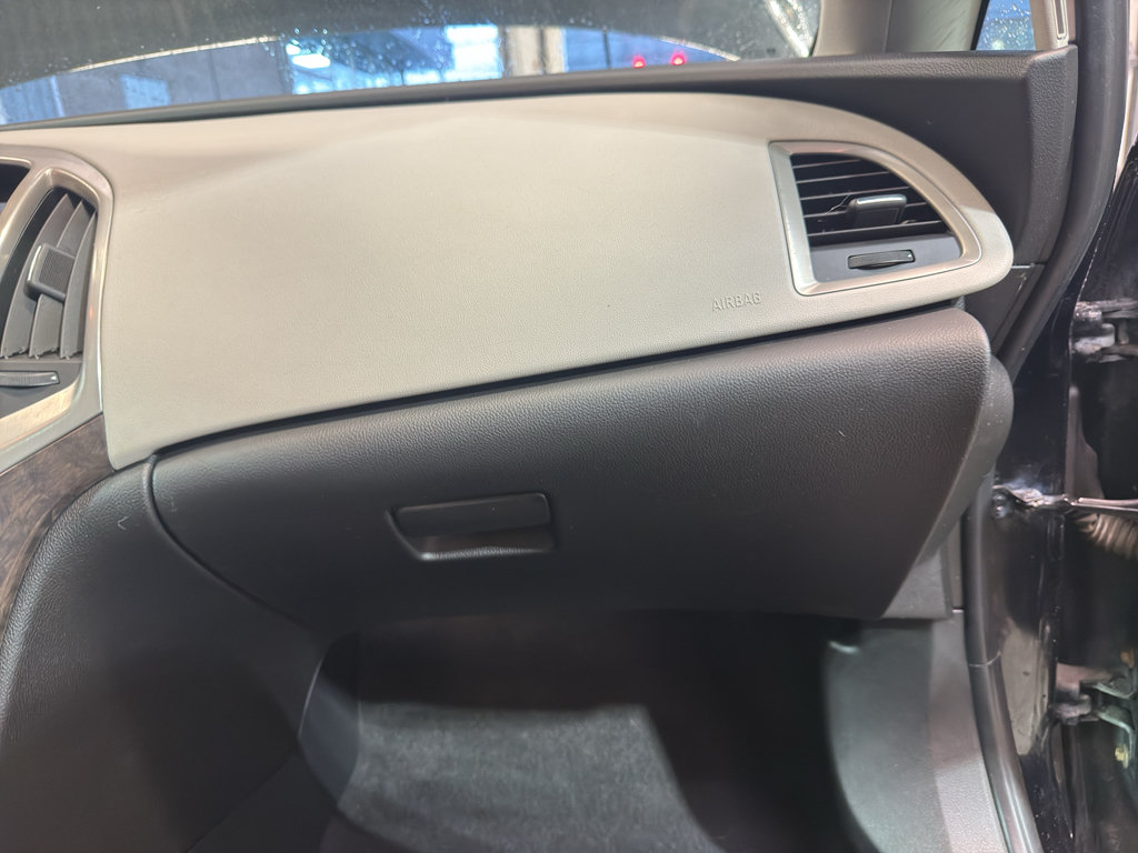 Used 2014 Buick Verano FWD image 22