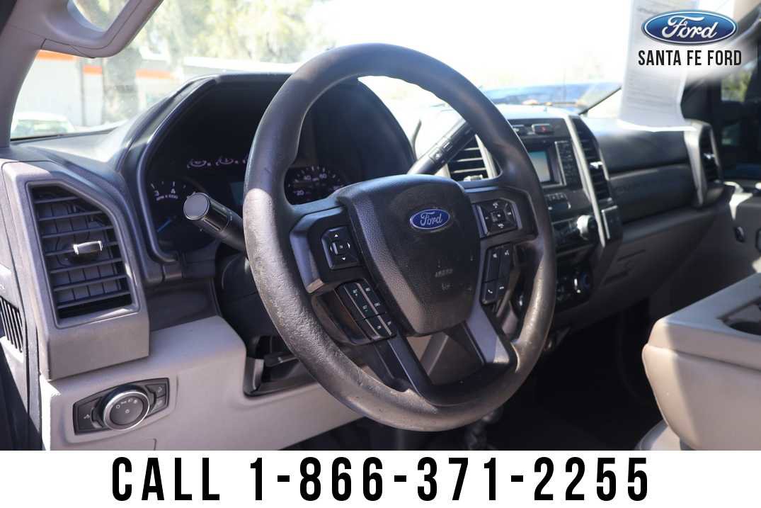 Used 2017 Ford F250 XL w/ Power Equipment Group image 12