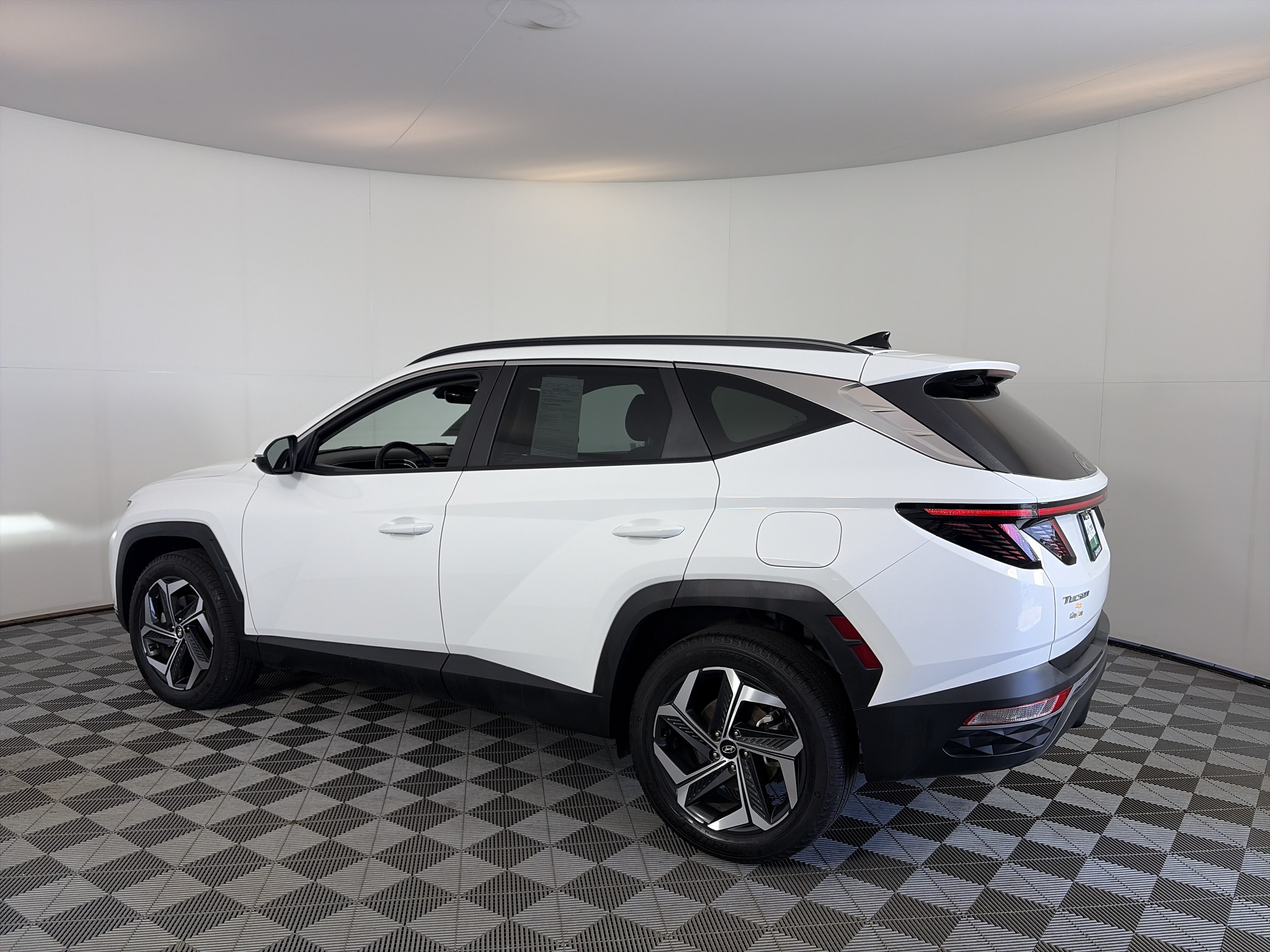 Used 2023 Hyundai Tucson SEL w/ Convenience Package AWD/4WD image 4
