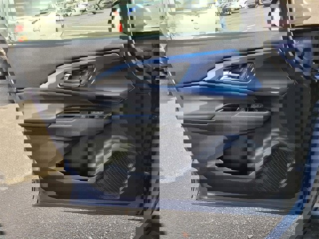 Used 2024 Chevrolet Equinox EV LT image 27