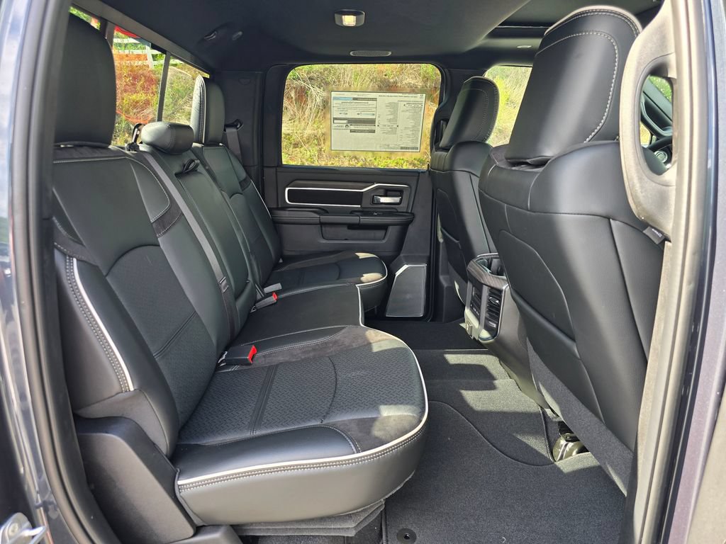 New 2026 RAM 3500 Laramie AWD/4WD image 25