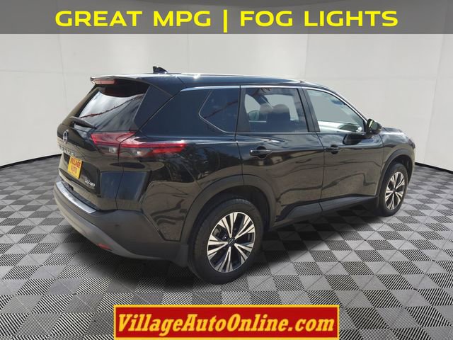 Used 2022 Nissan Rogue SV image 4