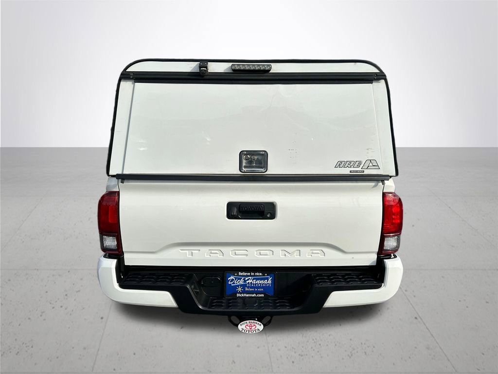 Used 2022 Toyota Tacoma SR5 image 8