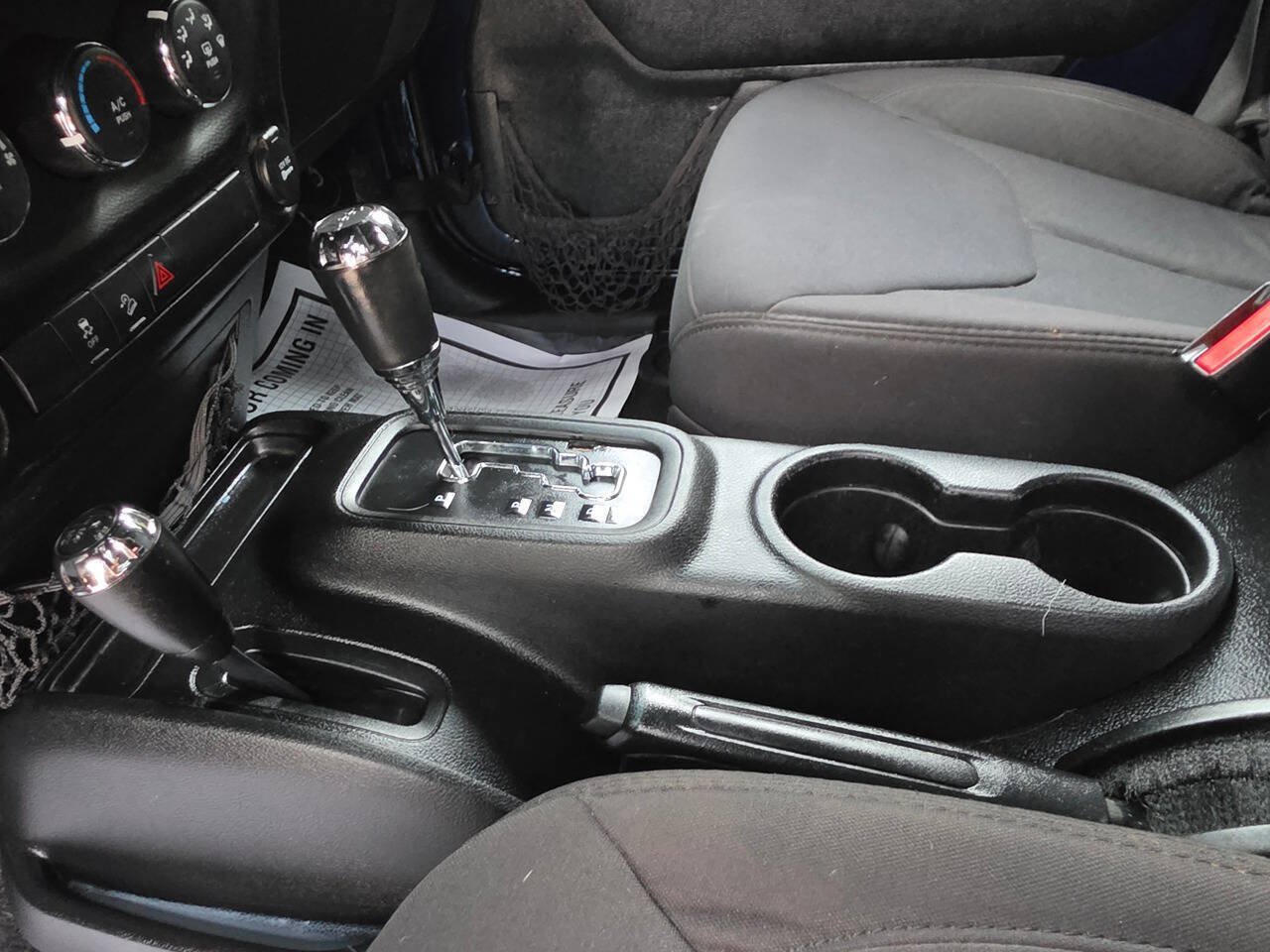Used 2013 Jeep Wrangler Unlimited Sport AWD/4WD image 11