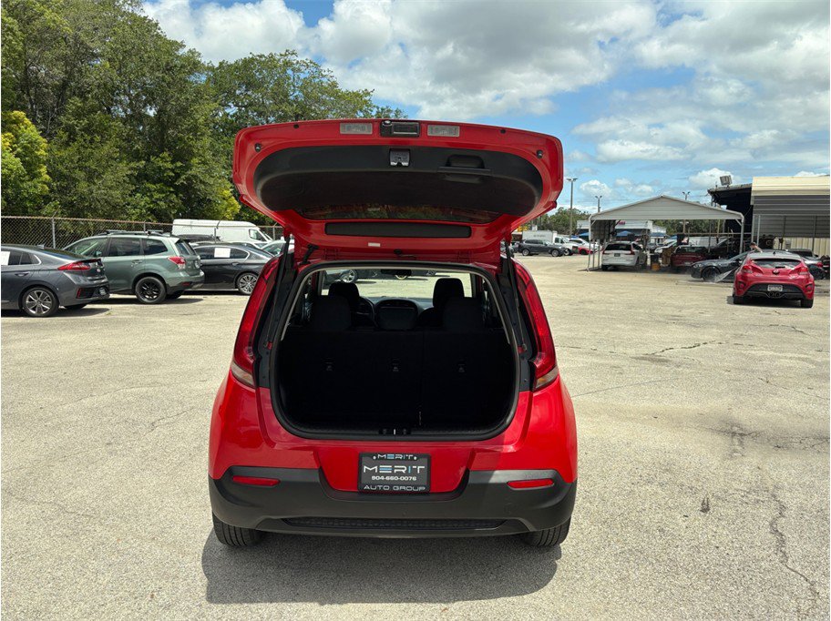 Used 2020 Kia Soul LX FWD image 33