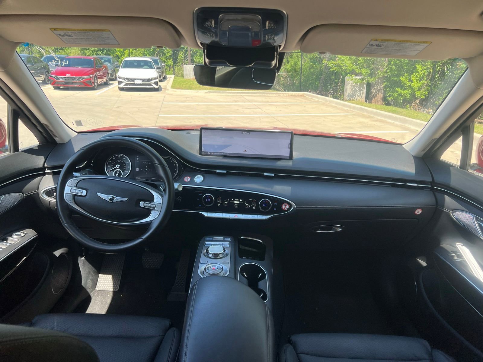 Used 2025 Genesis GV70 2.5T AWD/4WD image 19