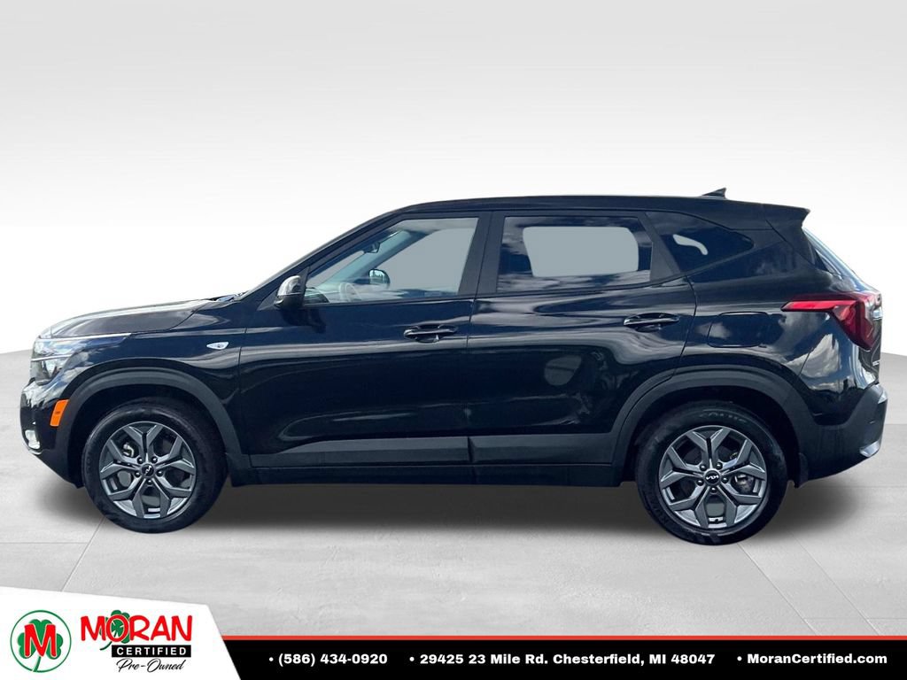 Used 2025 Kia Seltos LX AWD/4WD image 2