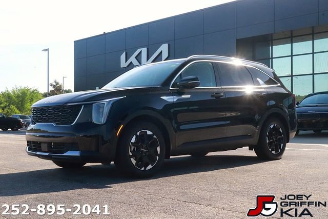 Certified 2024 Kia Sorento S w/ Panoramic Sunroof Package