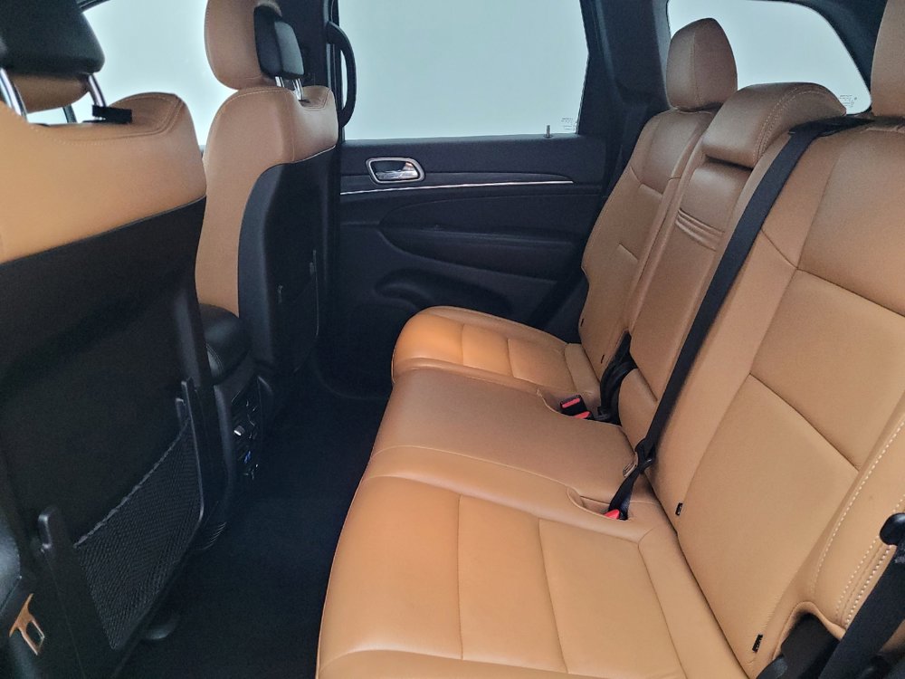 Used 2019 Jeep Grand Cherokee Limited image 18