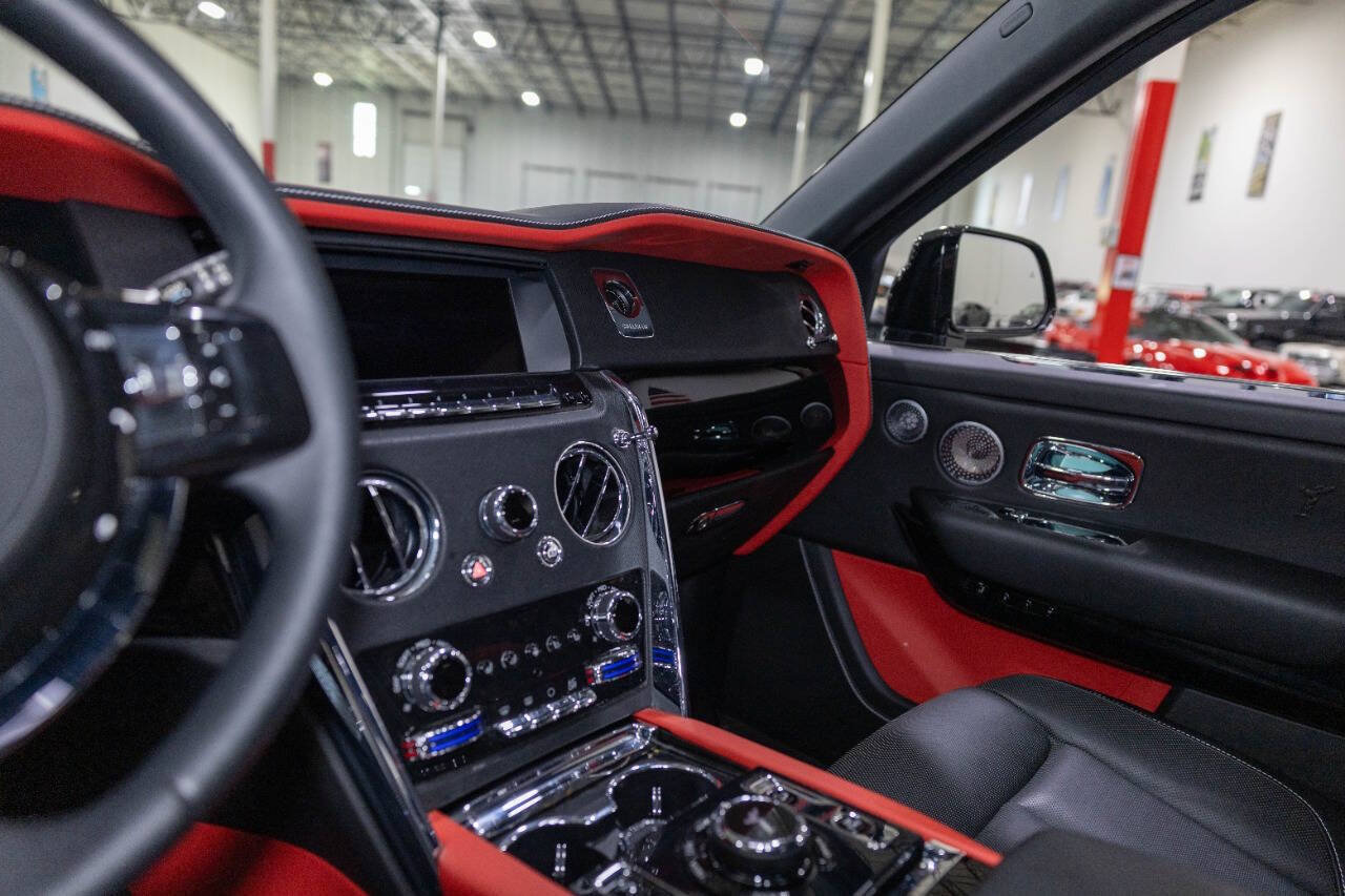 Used 2020 Rolls-Royce Cullinan AWD/4WD image 13