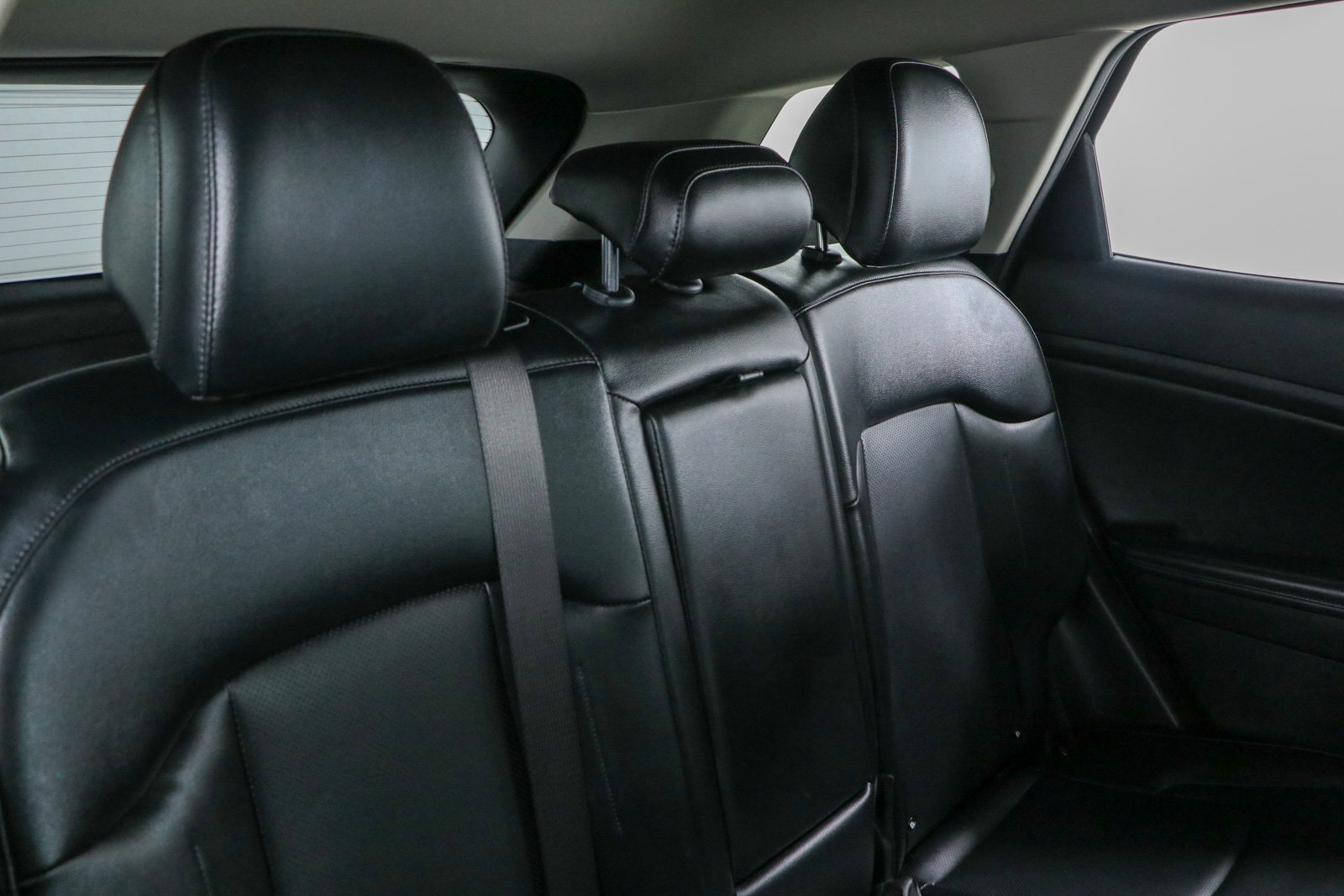 Used 2023 Kia Sportage EX FWD image 27