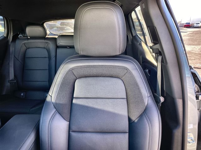 New 2026 Chevrolet Equinox EV LT AWD/4WD image 33