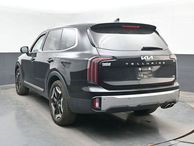 Used 2024 Kia Telluride EX w/ EX Captain's Chair Package AWD/4WD image 7