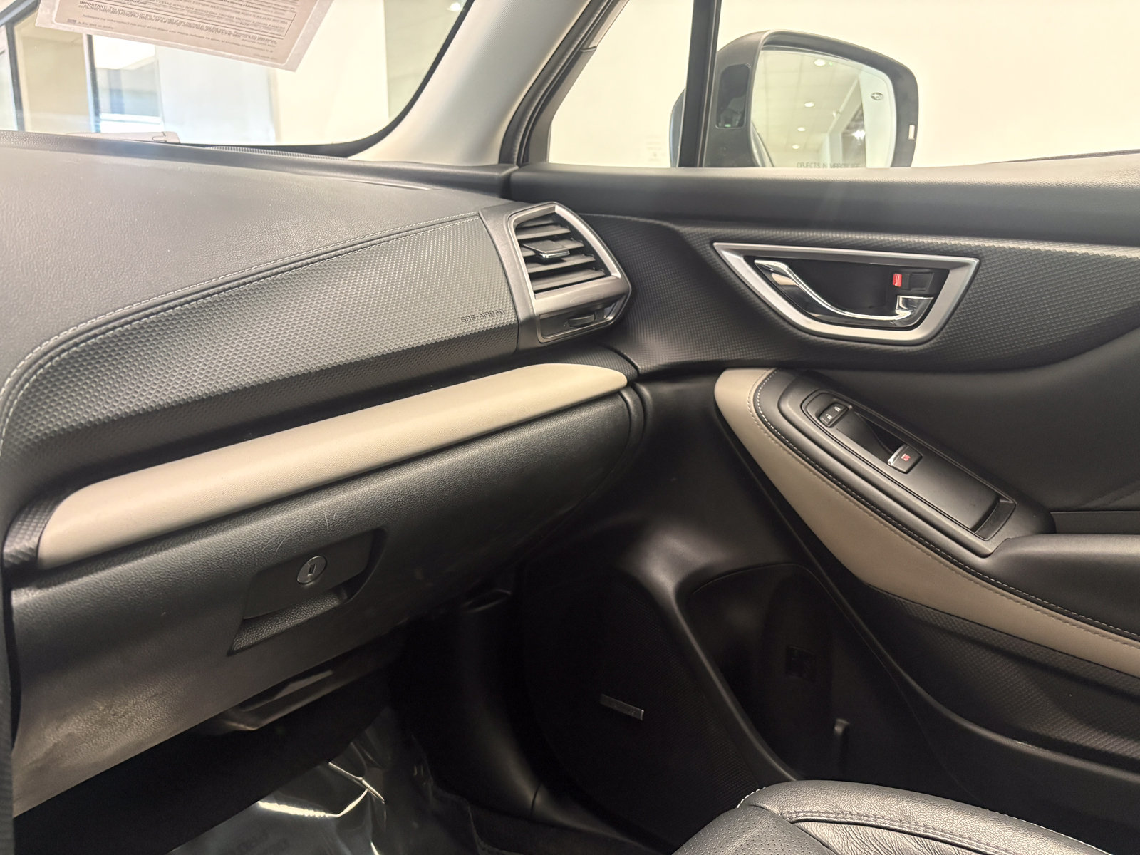 Used 2023 Subaru Forester Limited AWD/4WD image 25
