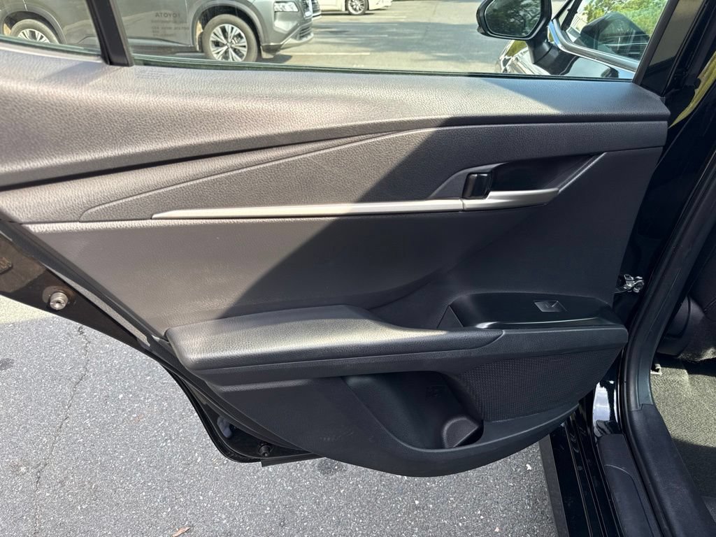 Used 2025 Toyota Camry LE FWD image 31