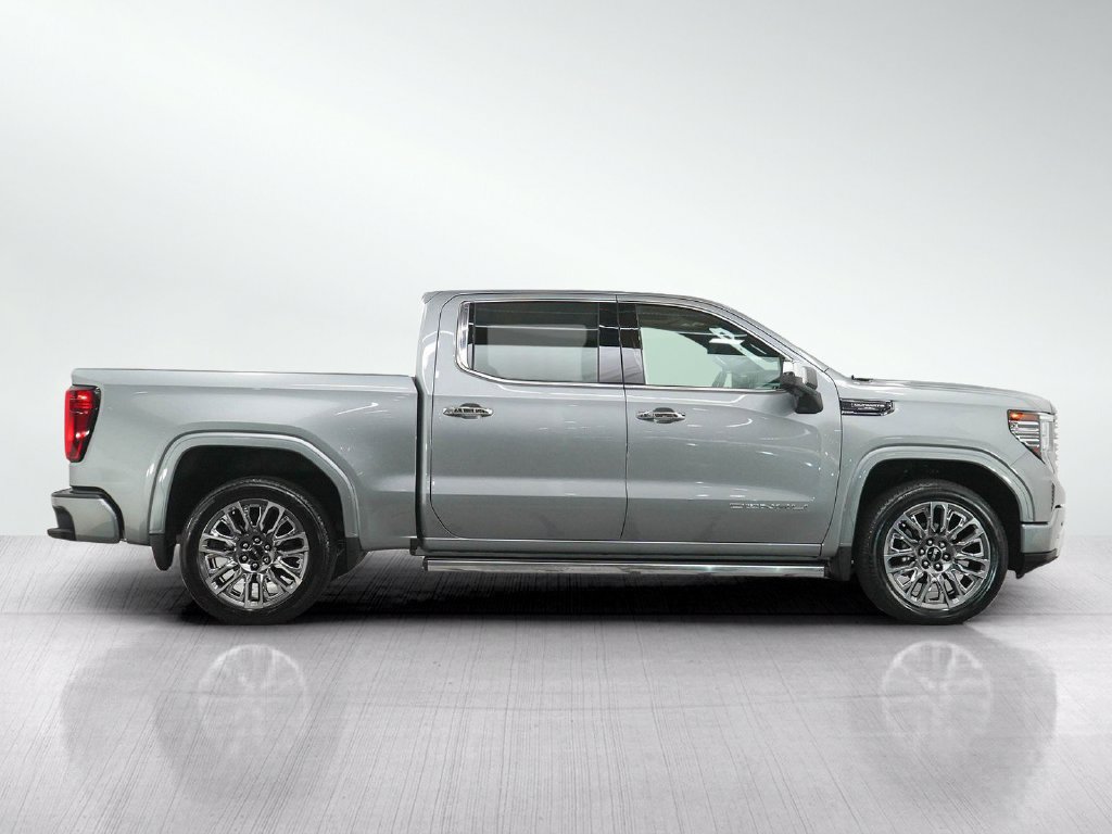 Used 2025 GMC Sierra 1500 Denali Ultimate AWD/4WD image 7